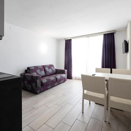 Aparthotel Miami Park Calella Exterior photo