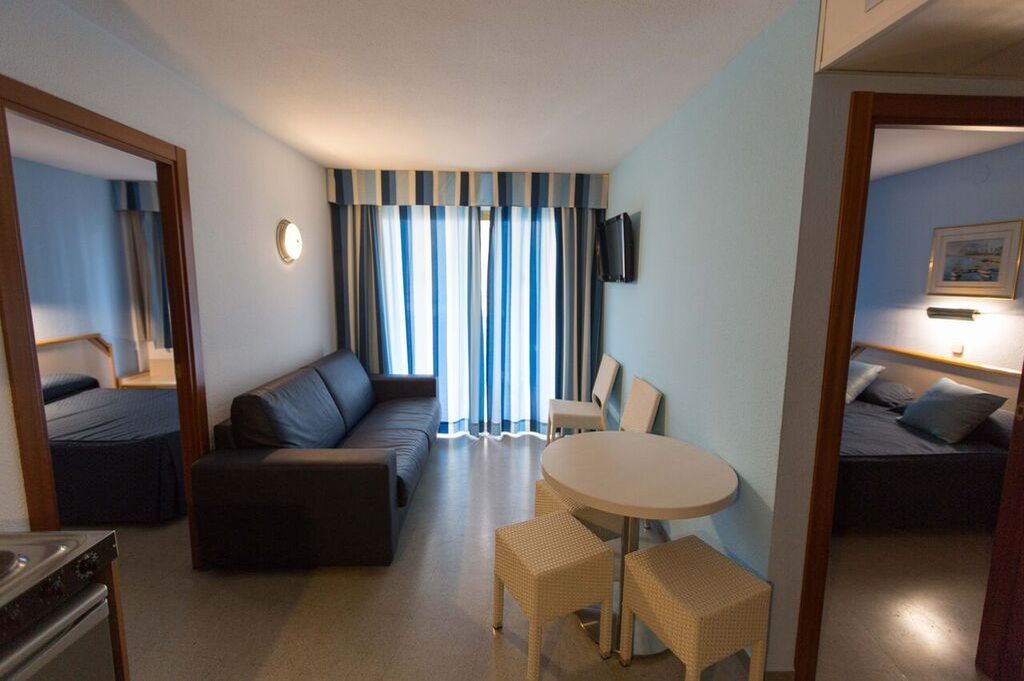 Aparthotel Miami Park Calella Exterior photo